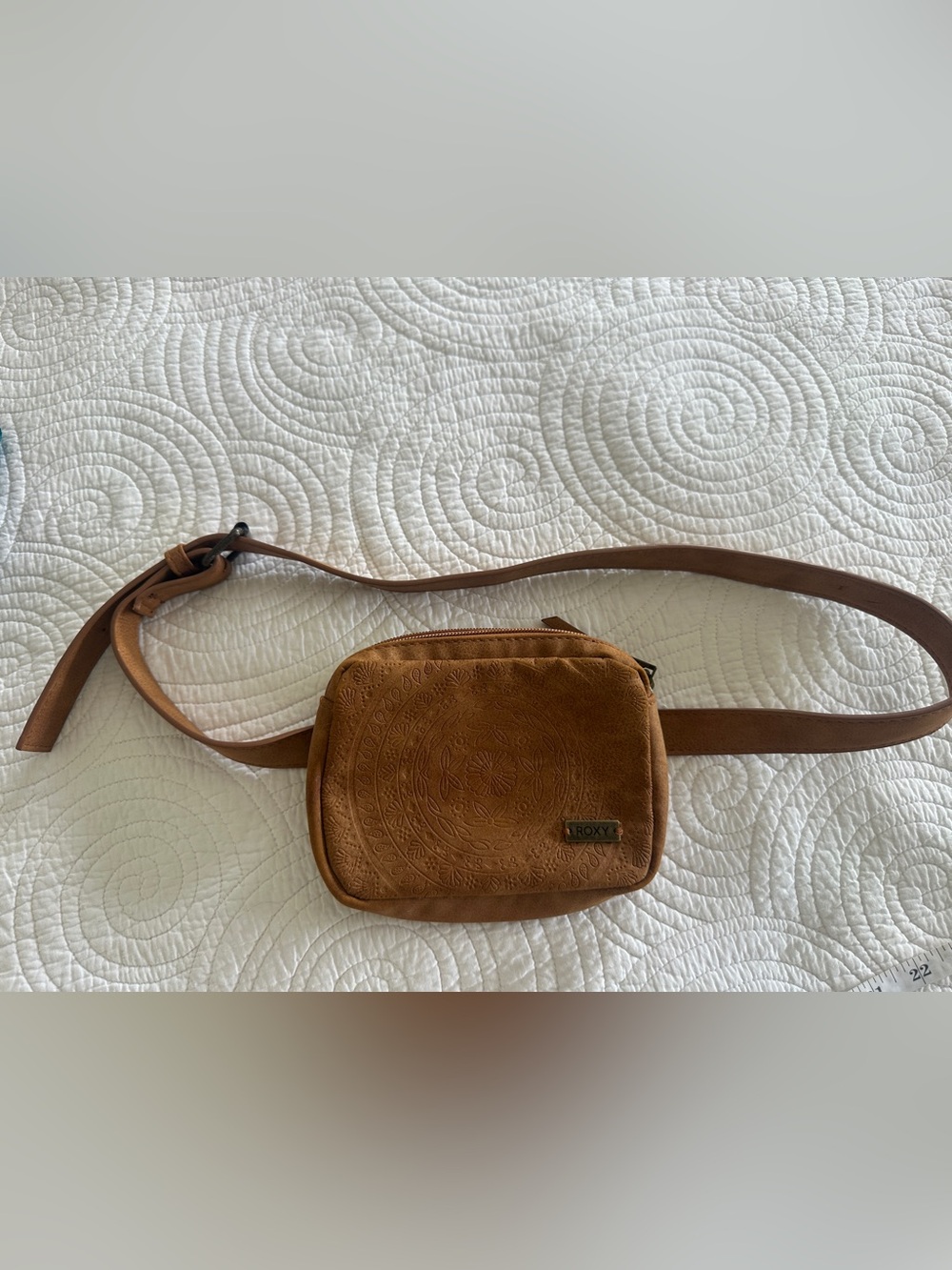 Roxy Mexican Sun Faux Leather Fanny Pack Belt Bag Camel Mandala NWOT